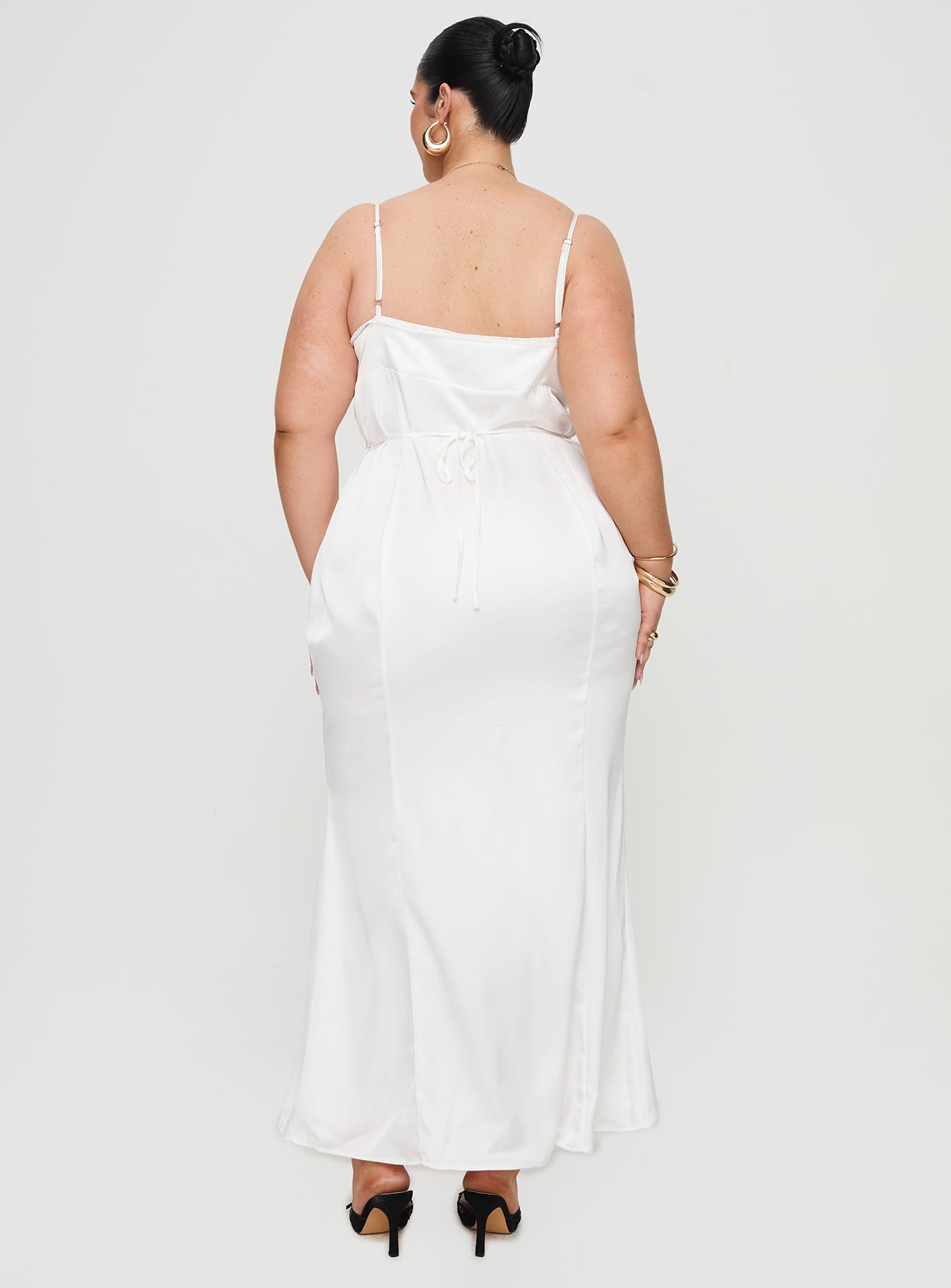 Ematie Maxi Dress White Curve